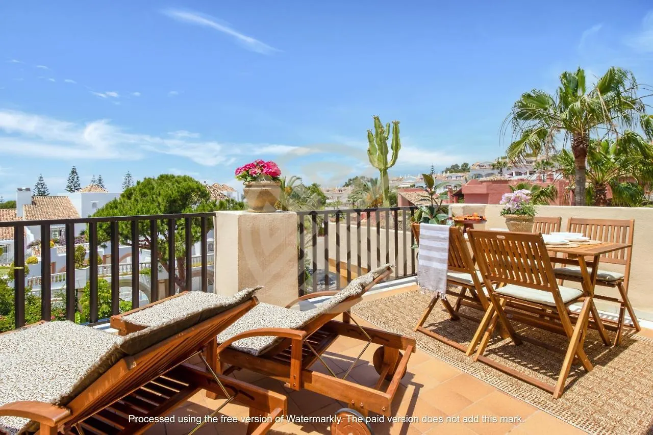 马尔韦利亚Sea View Studio I Penthouse, Beach Front Urbanization Romana Playa Elviria公寓 马尔韦利亚